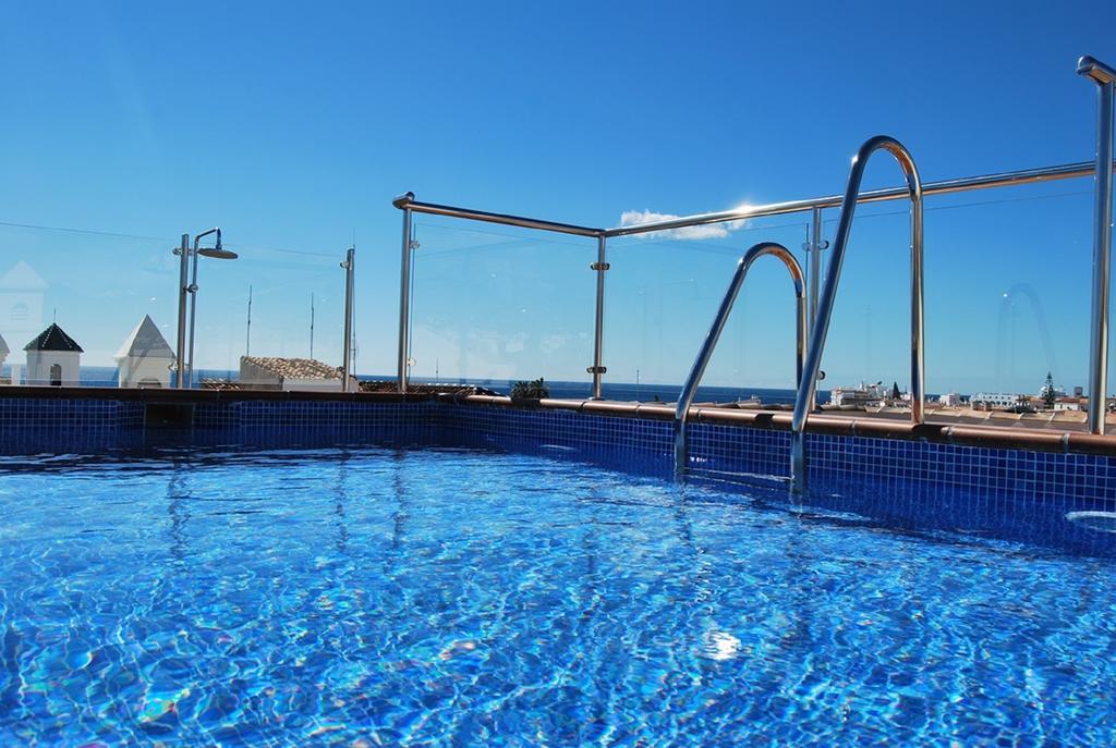 Apartamentos Plaza Nerja Kültér fotó