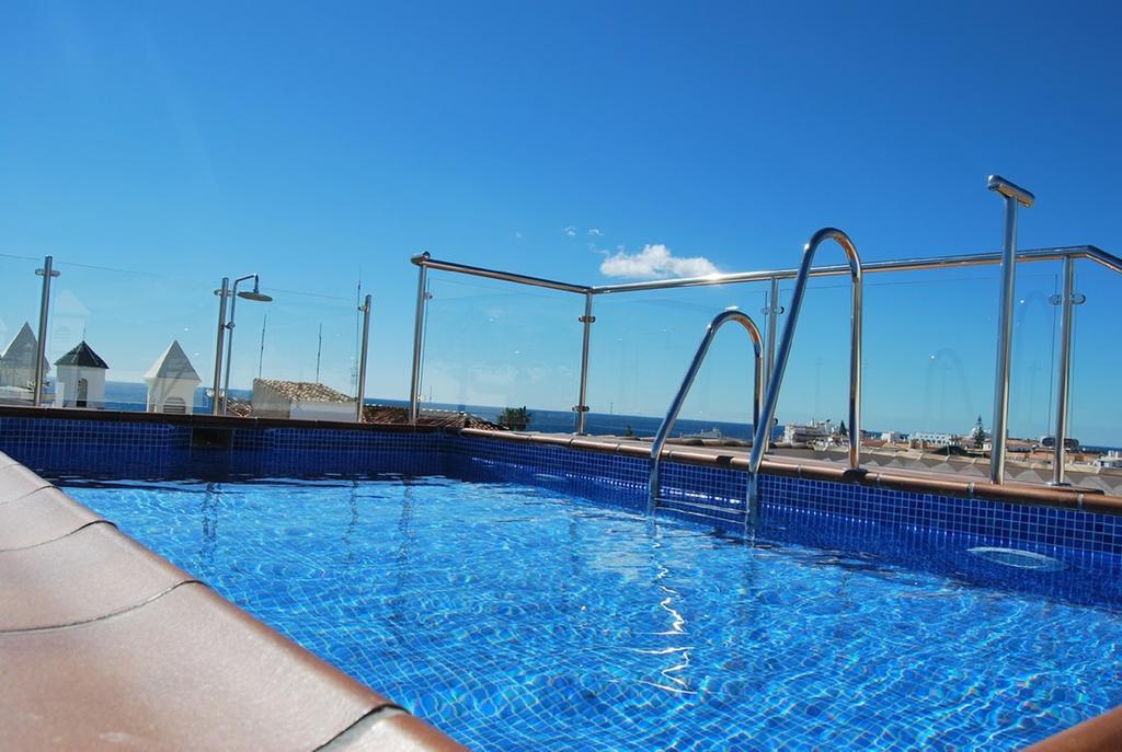Apartamentos Plaza Nerja Kültér fotó
