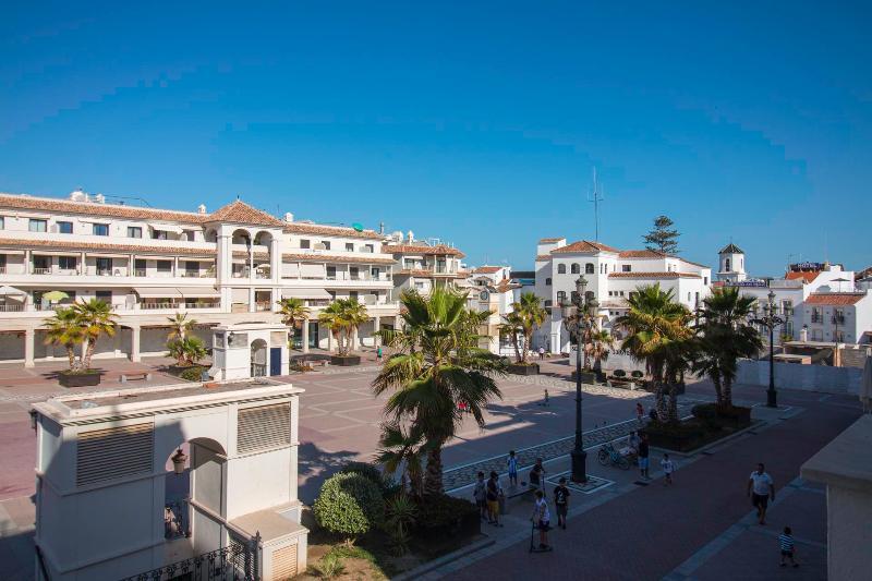 Apartamentos Plaza Nerja Kültér fotó
